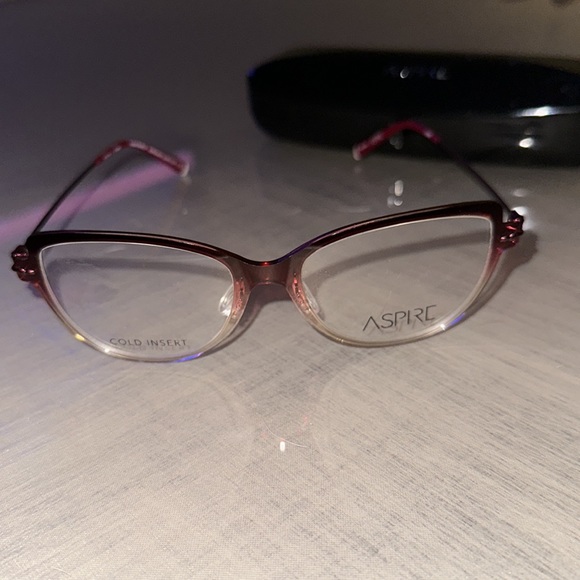 Aspire Reading Glasses - Picture 4 of 4